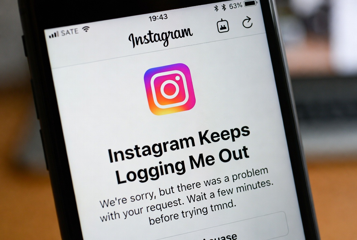 Instagram Keeps Logging Me Out